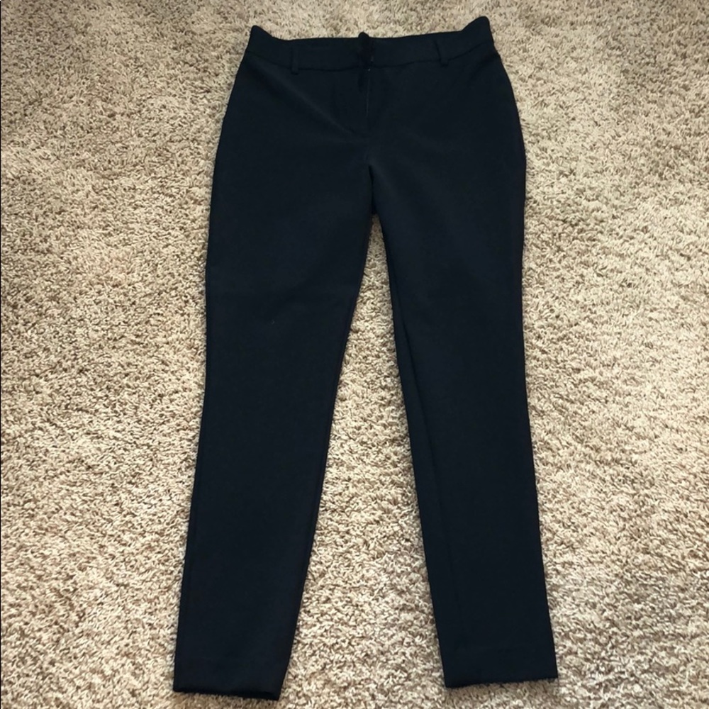 Express skinny high rise dress pants in 8R.